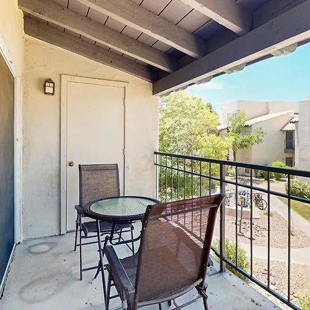 Charming Hideaway Apartamento